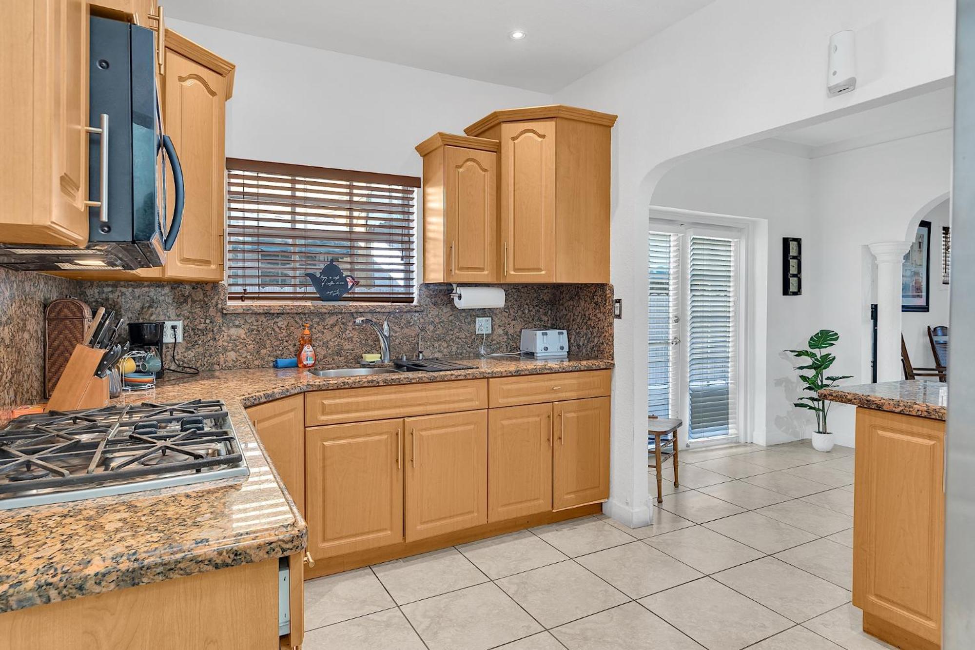 Homestay Coral Close To Little Havana Miami